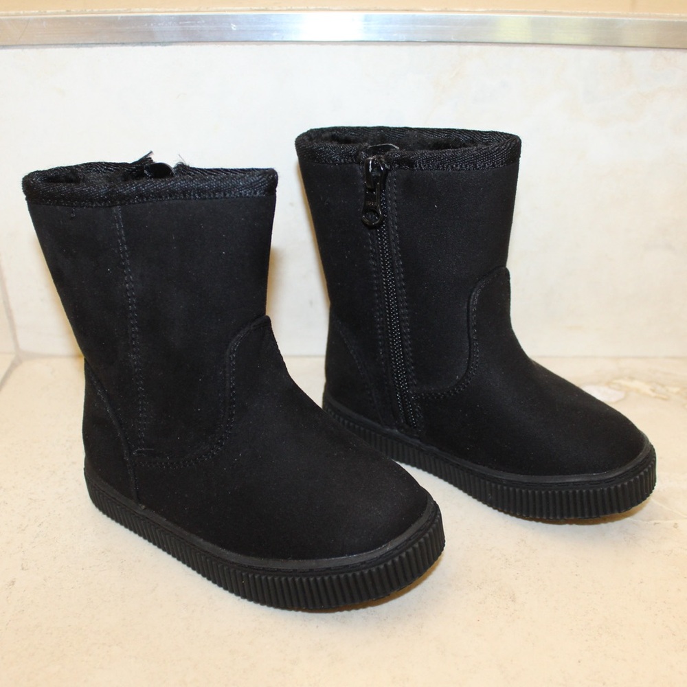 Cat & Jack boots (baby 6) (NWOT)